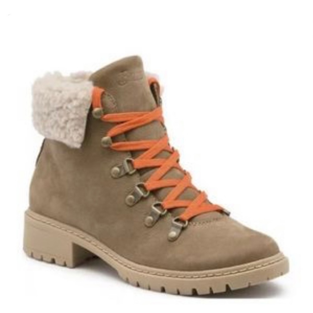 Bass Sherpa-Lined Aubrey Olive Boots (comes with two pairs of laces)